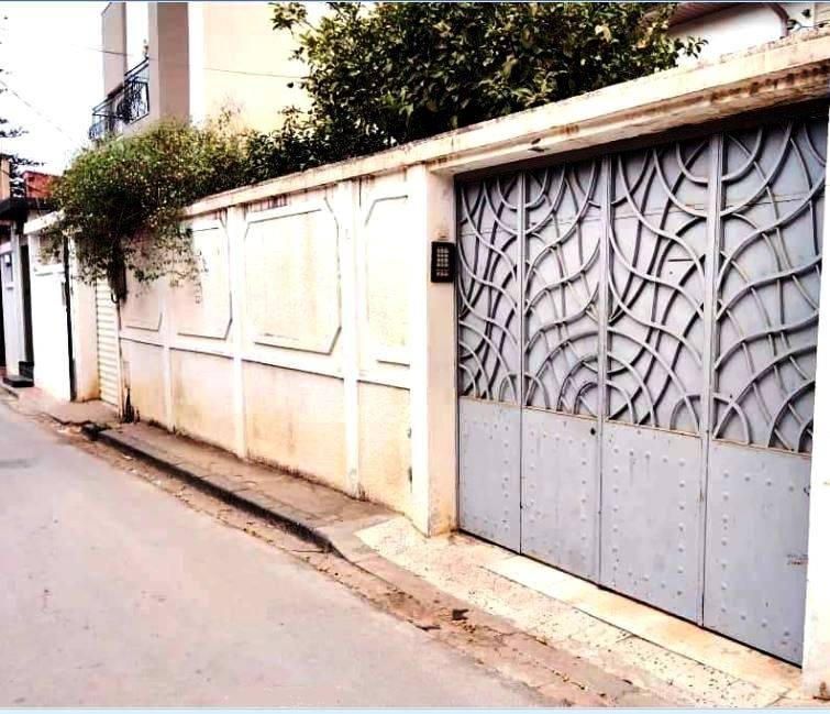 Annonce de mise en vente d'un maison (villa) à BLIDA - ALGERIE