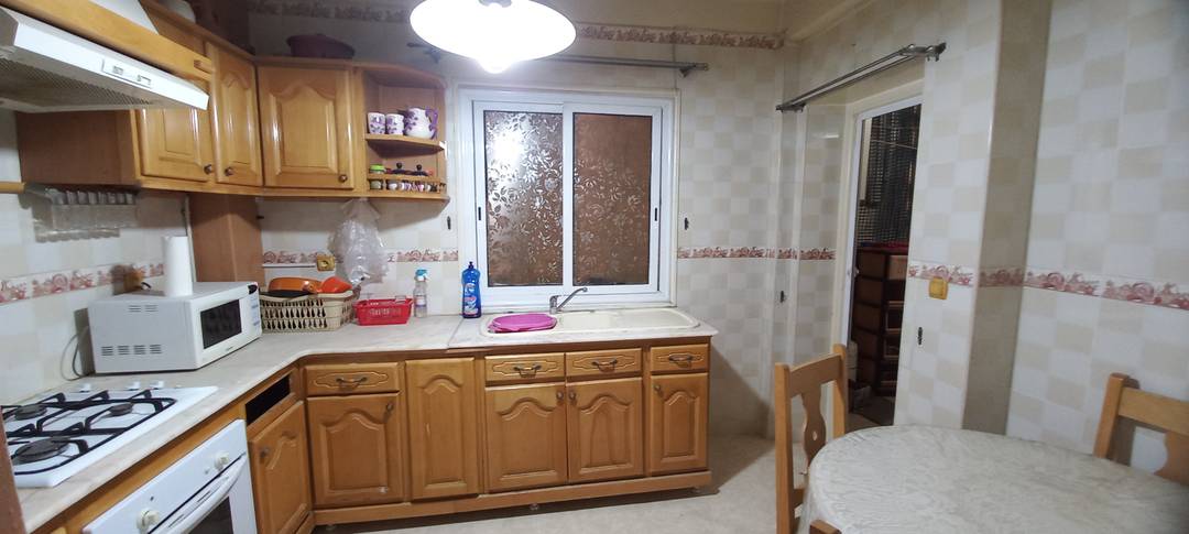 Vente superbe appartement F3 Bejaia ville.