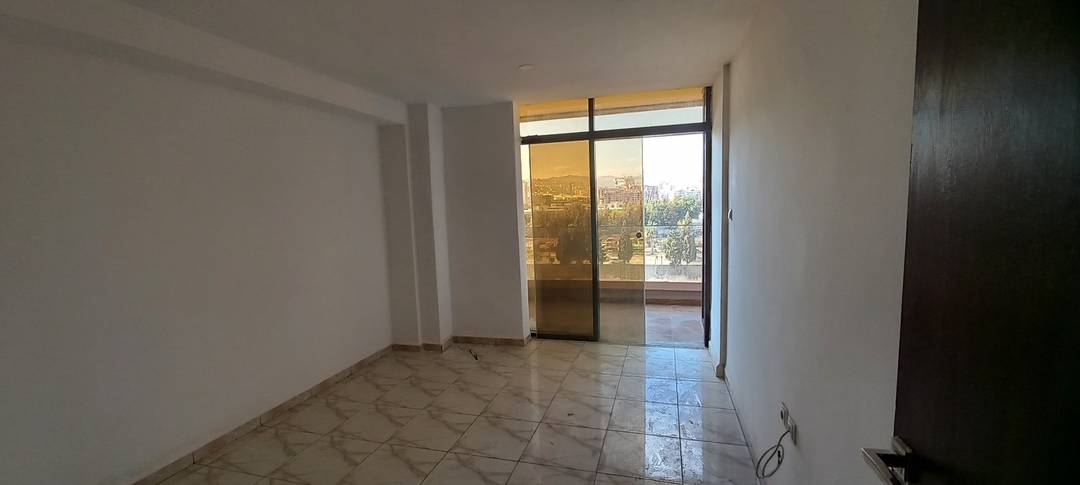 VENTE SUPERBE APPARTEMENT F4, BEJAIA VILLE