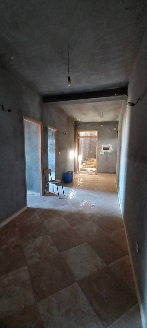 Vente maison en clos couvert Bejaia 06000