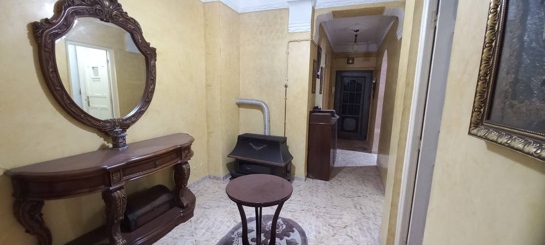 Vente superbe appartement F3 Bejaia ville.