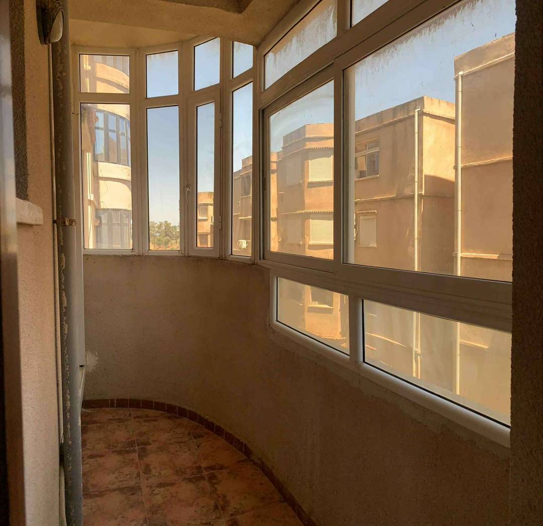 A vendre un jolie F4 de 130 m2 à la résidence ICOSIUM plateau Ouled Fayet 