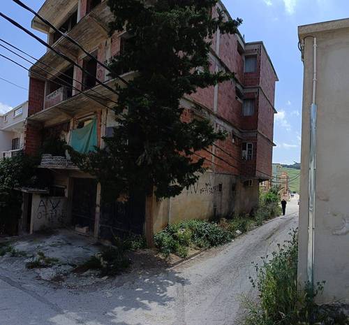 Vente carcasse cité el hanaa boussouf 