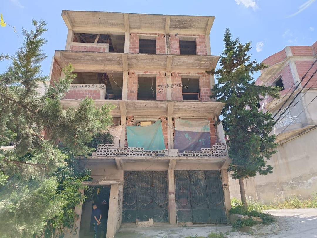 Vente carcasse cité el hanaa boussouf 