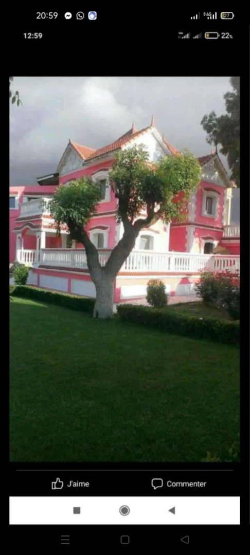 Villa avec piscine et grand jardin à Ouled Rahmoune