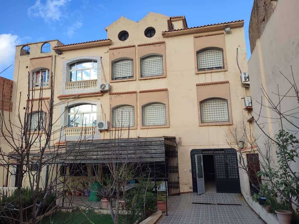 Villa a vendre haut standing a Beau séjour 