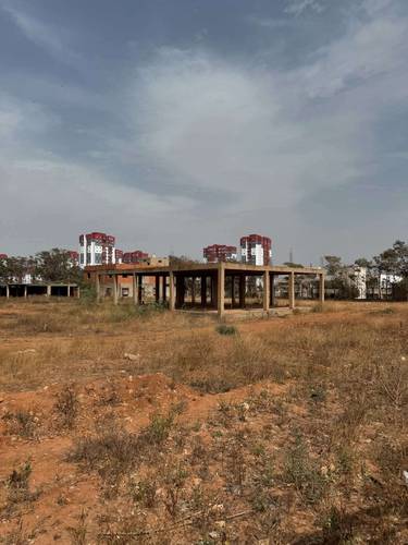 Terrain a vendre  Type d’établissement : Hôpital privé pluridisciplinaire