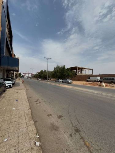 Terrain a vendre  Type d’établissement : Hôpital privé pluridisciplinaire