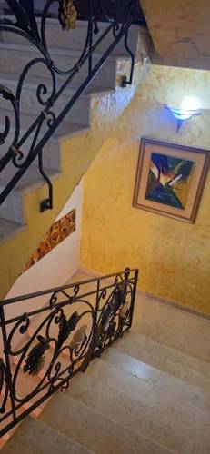 IMOVA Immobilier met en vente une superbe Villa - 300m² - 6.7 Milliards (Négociable) - Villa en angle (2 Façades)