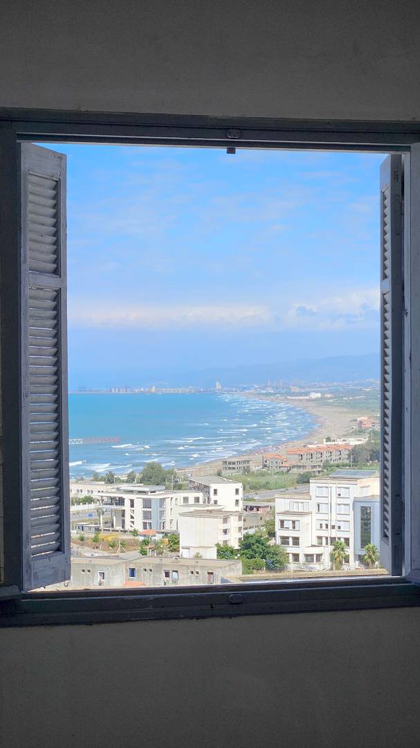 Appartement a vendre F4 centre-ville de Jijel