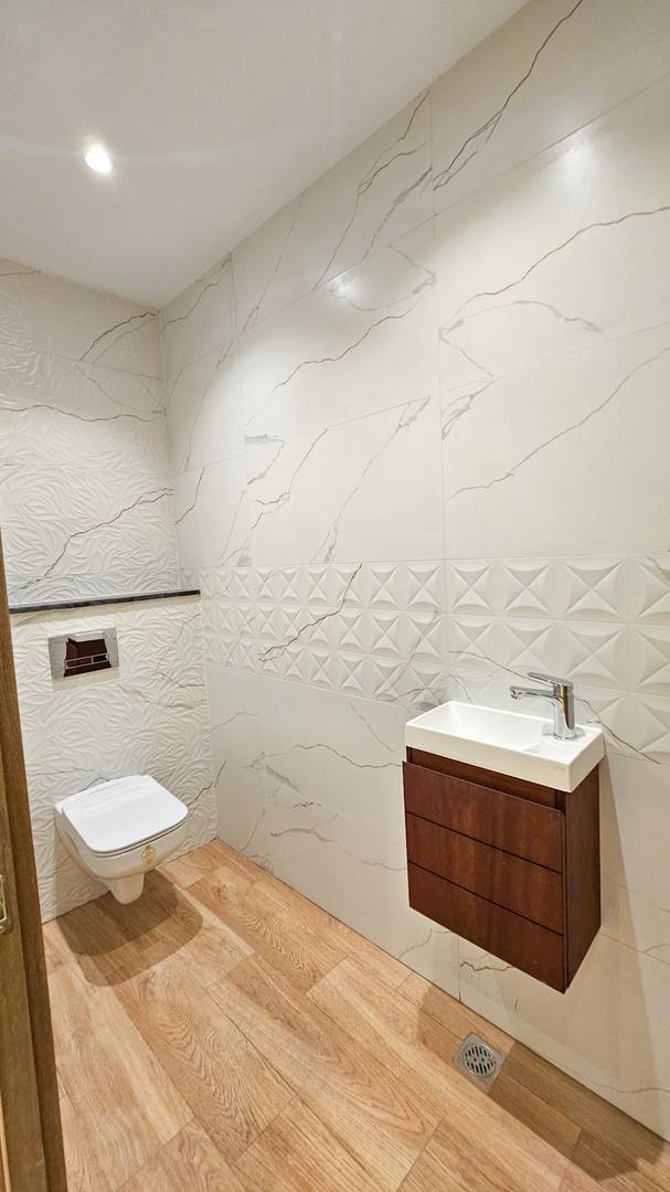 Appartement F7 luxe au centre ville de jijel