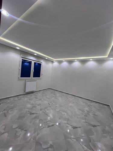 Appartement F5 luxueuse au Centre ville de jijel