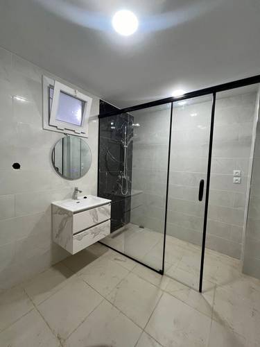 Appartement F5 luxueuse au Centre ville de jijel