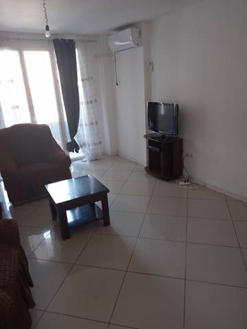 Location d'un F3 très bien meublé sis dans le 3ème étage à Sidi Ali Lebher, Béjaia