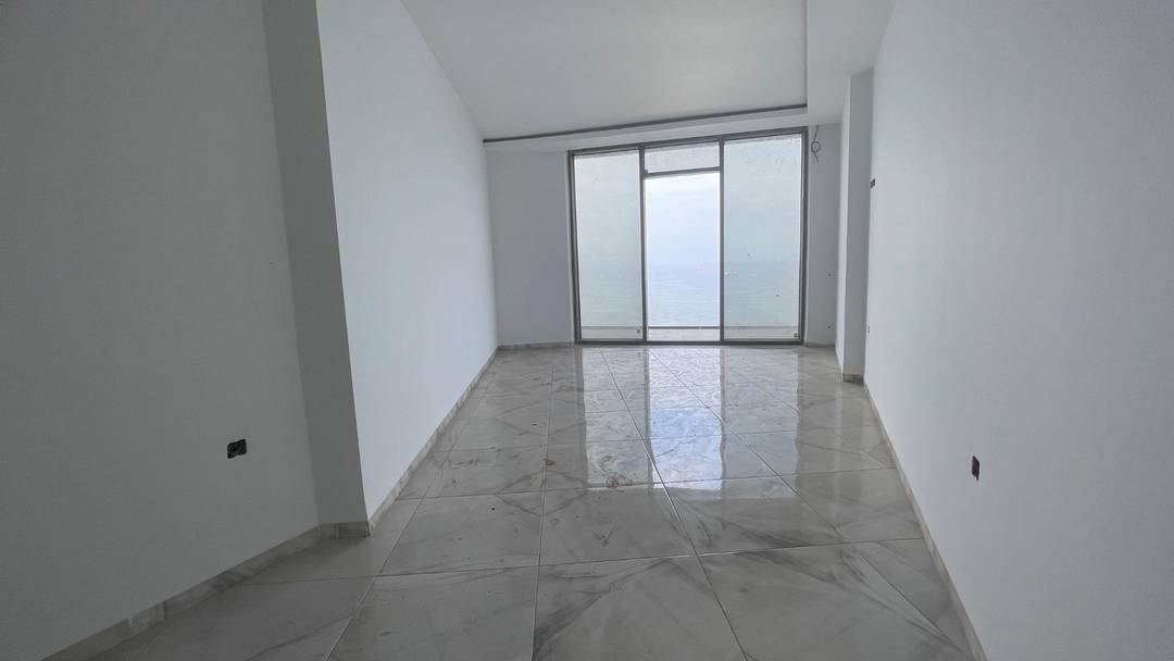 À Vendre : Appartements haut standing à Oran - Front de Mer