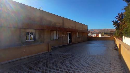 Parc agricole semi-aménagé de 7465 m² à Sidi Khettab (Relizane)