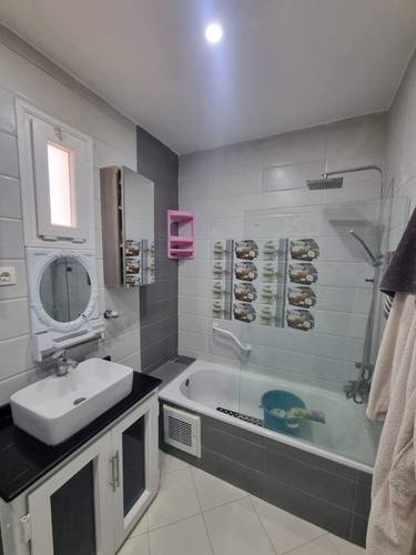 F4 Pieds dans l'eau TIPAZA Berard