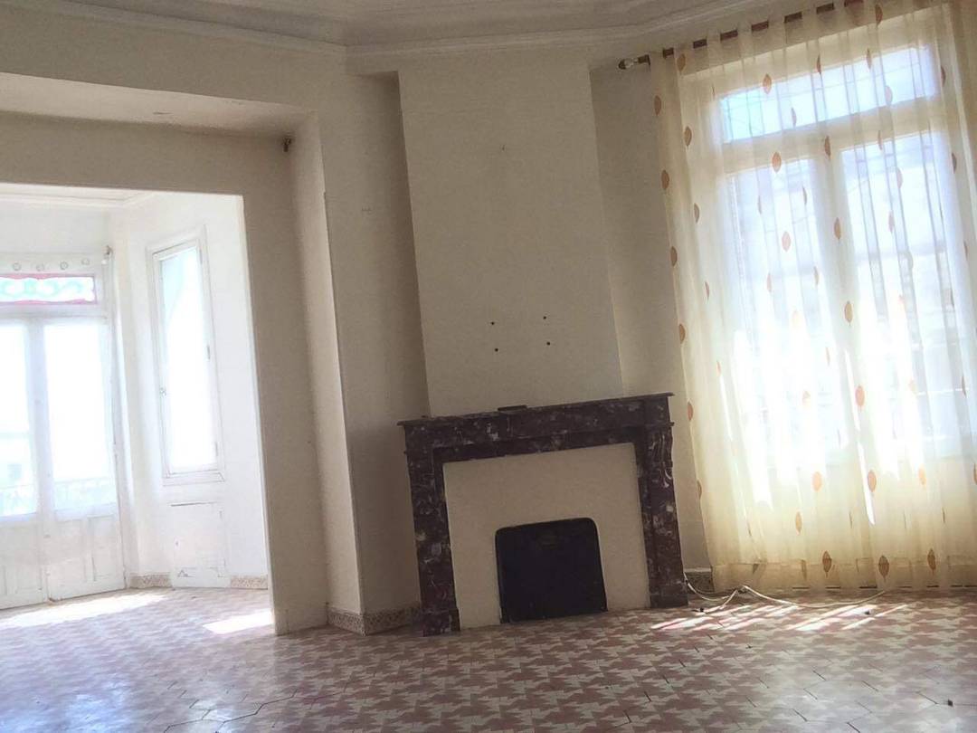 Appartement f6 plus véranda alger centre vue sur Didouche mourad