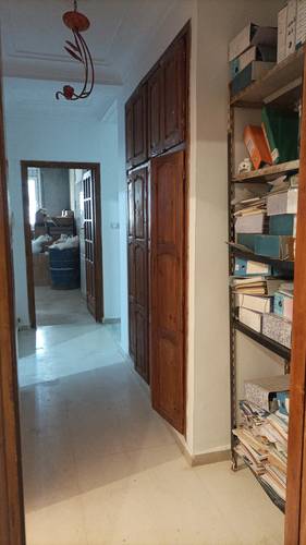 LOCATION DEUX NIVEAU DE VILLA COMMERCIAL