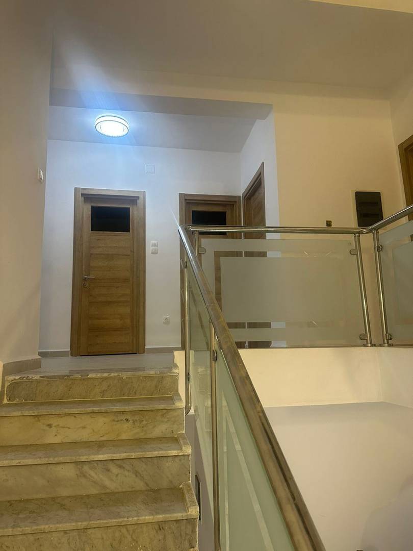LOCATION VILLA R+2 COMMERCIAL