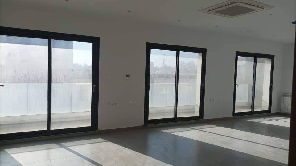 LOCATION VILLA R+3