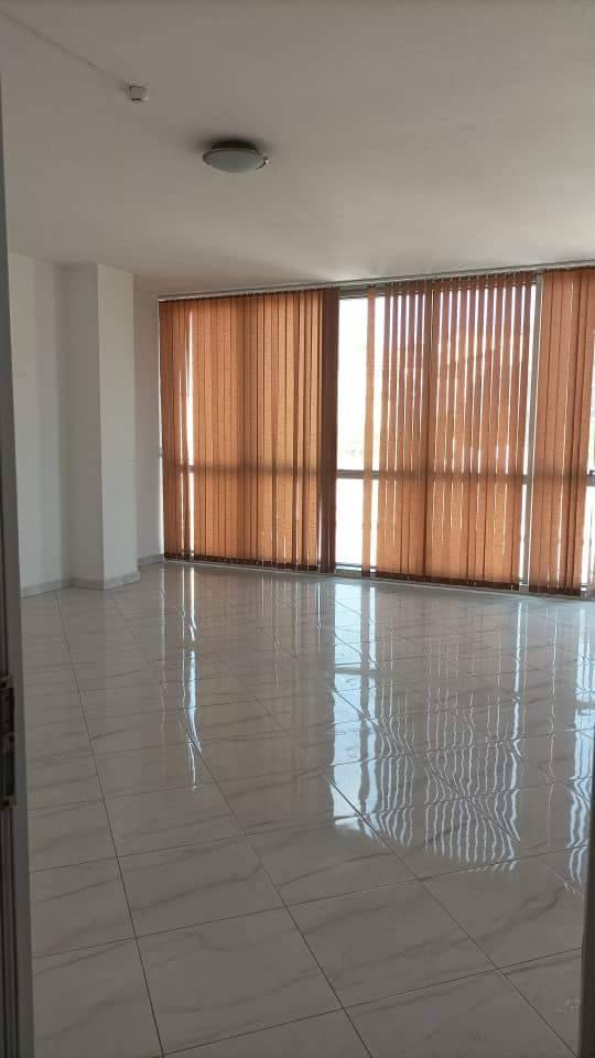 LOCATION VILLA R+4 COMMERCIAL