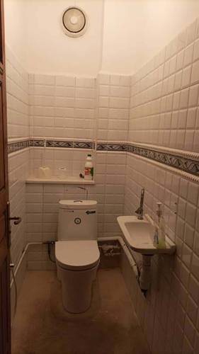 LOCATION SPACE COMMERCIAL