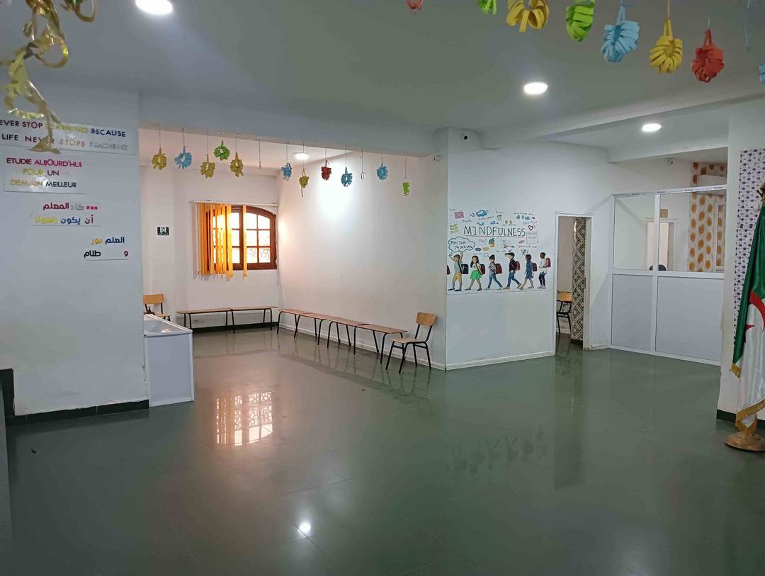 Belle villa pour école 