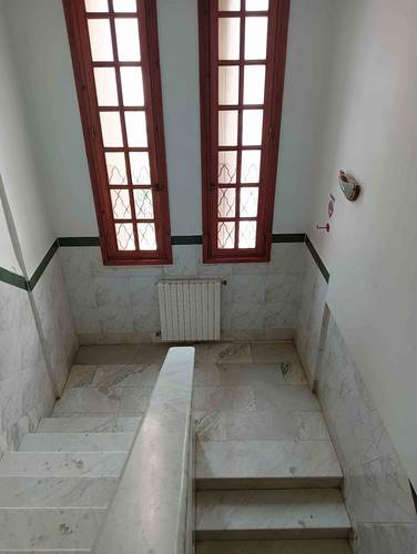 Belle villa pour école 