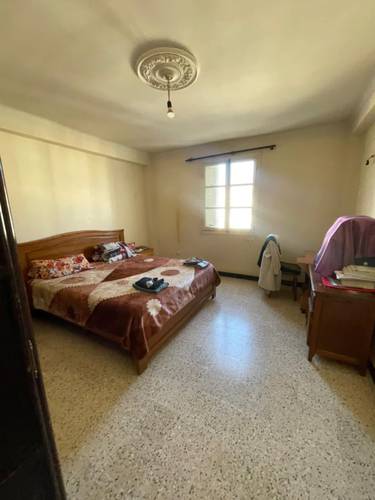 Vente appartement F5 avc acte A bejaia