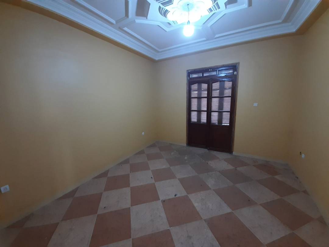 Vente villa à l’entrée de Khemis El Khechna