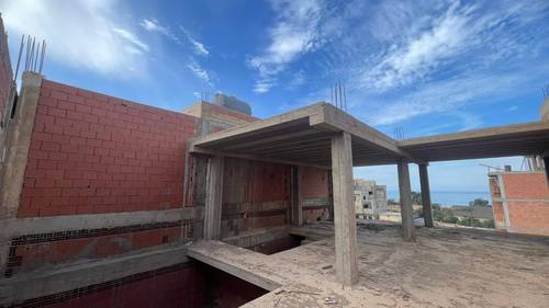 À Vendre : Belle Maison Semi-Finie à Kharouba Hai Salem, Mostaganem