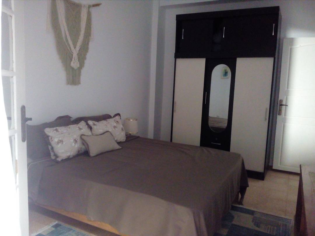Location courte durée étage de villa à El marsa (Alger)