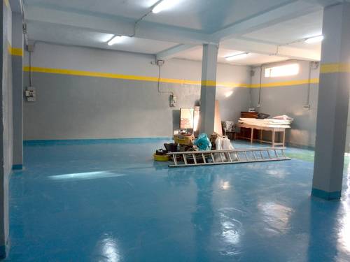 Bureaux . Local commercial . Hangar. Parc