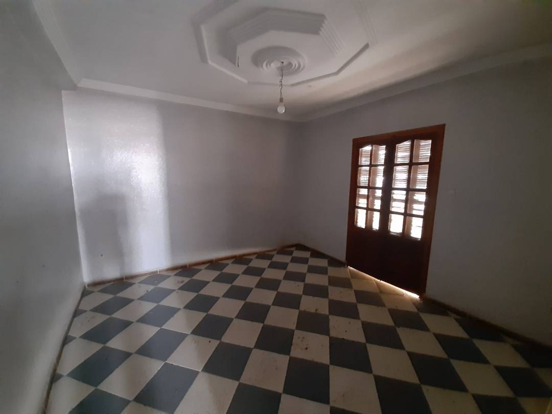 Vente villa à l’entrée de Khemis El Khechna