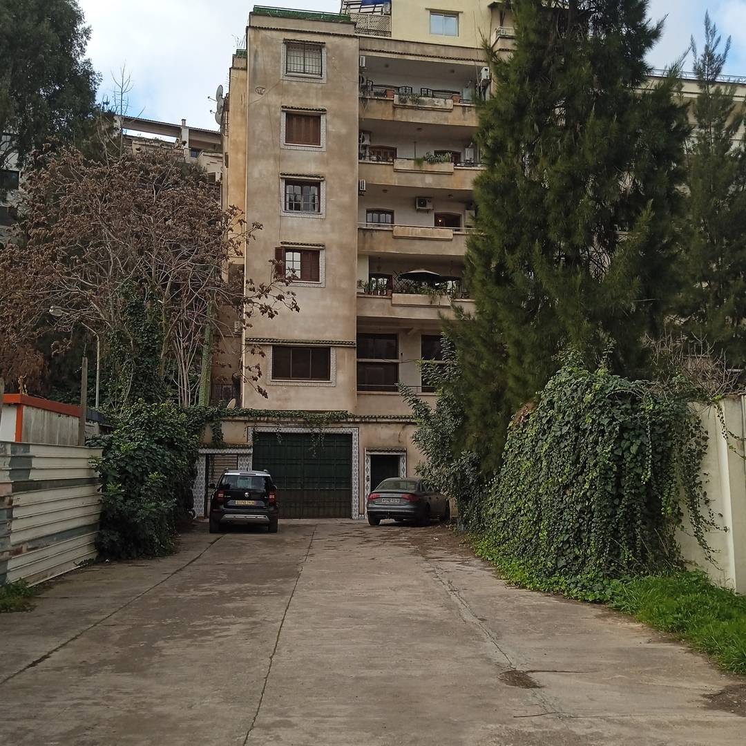 Deux étages HYDRA