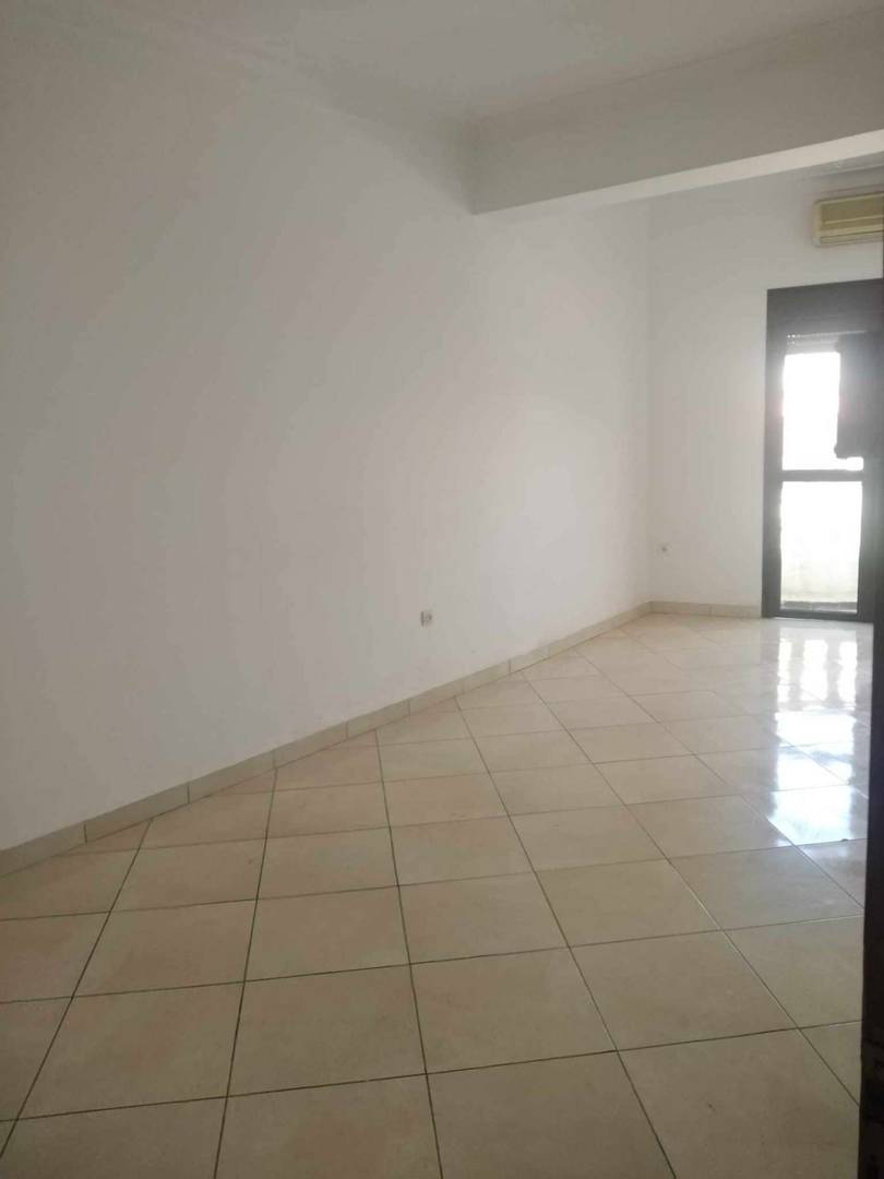 LOCATION NOVEAU DE VILLA
