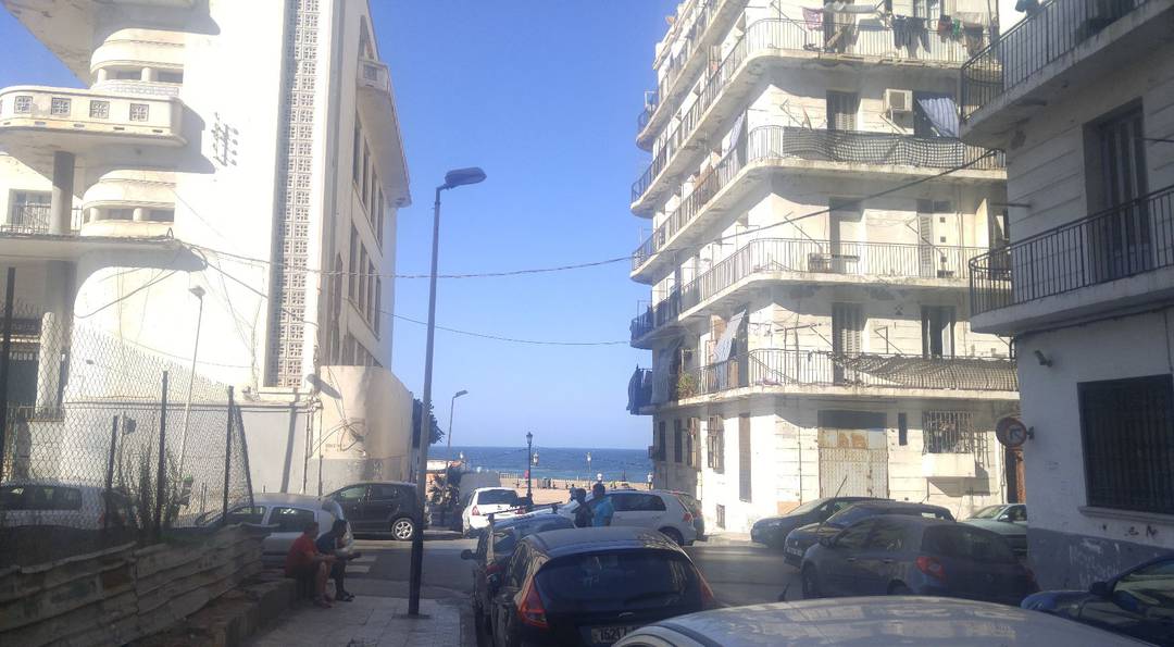 Vend terrain bab el oued kitani