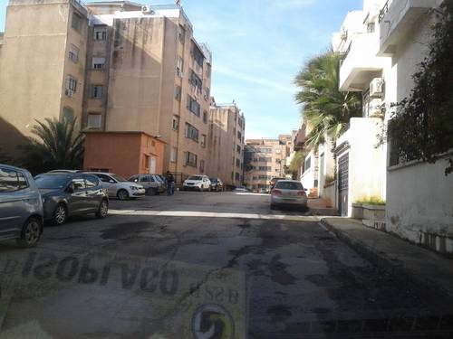 F4 a vendre  résidence AFFAK 