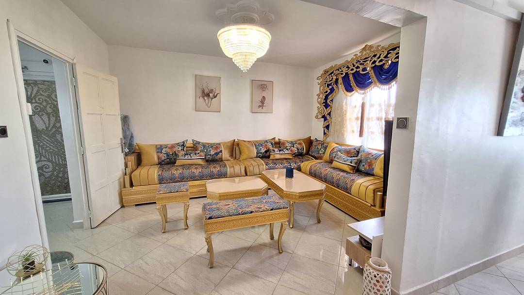 a vendre F3 aménagé en F4 à l'usto