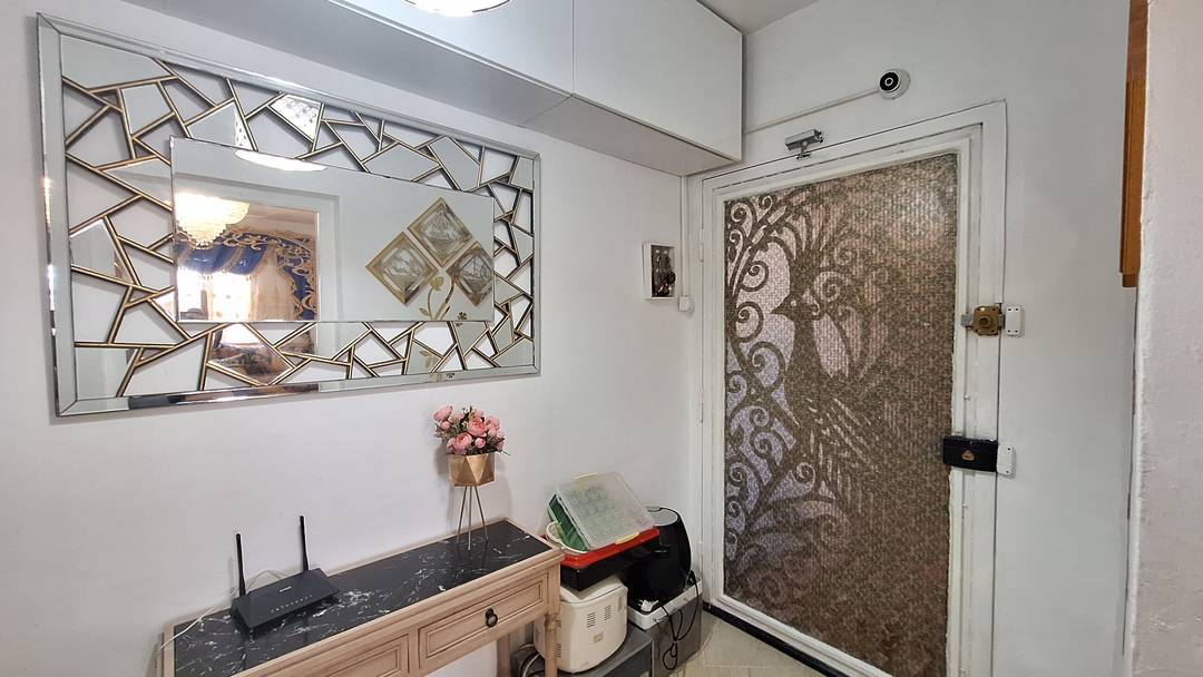 a vendre F3 aménagé en F4 à l'usto