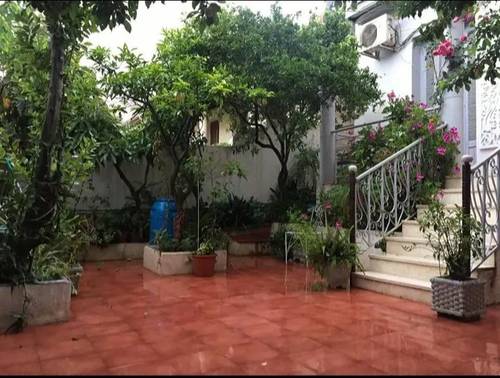 Villa colonial a center ville de Kouba 