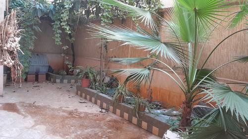 LOCATION VILLA R+3 COMMERCIAL