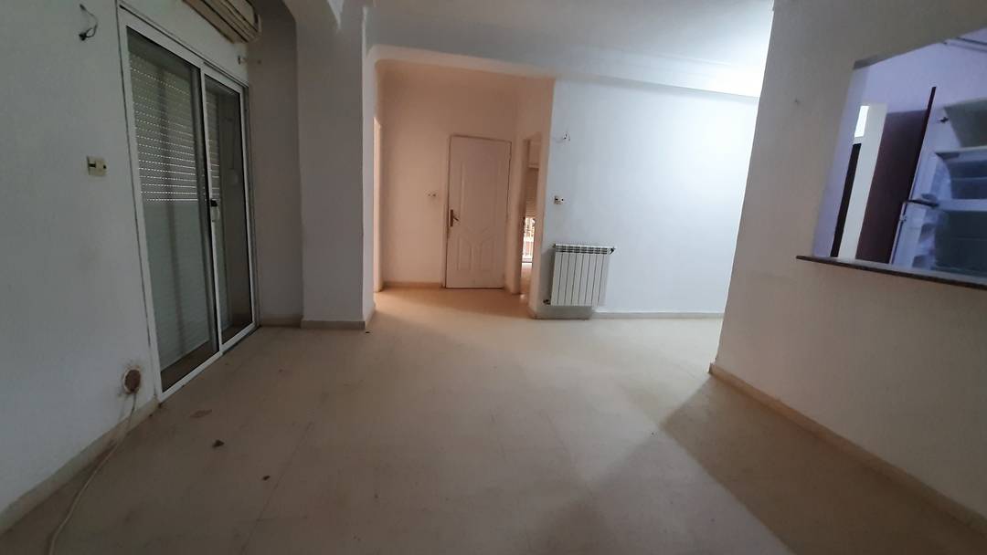 Vente Appartement F3 avec jardin à Alger bouzereah