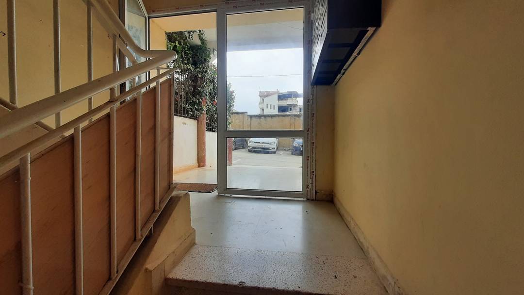 Vente Appartement F3 avec jardin à Alger bouzereah