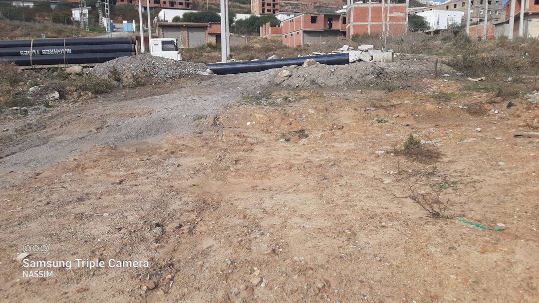 LOT DE TERRAIN IBACHIREN BÉJAIA 