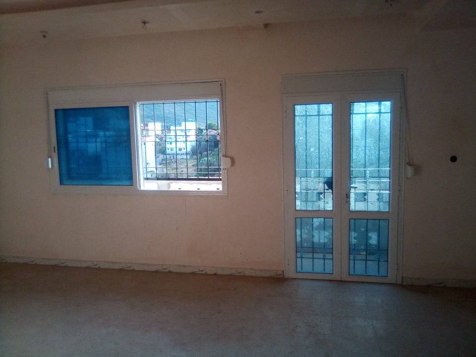 Vente appartement F3 Annaba coté nord