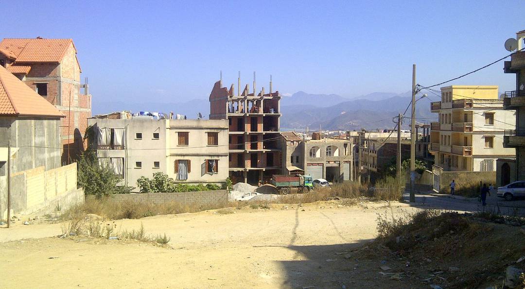 2 lots de terrain à vendre 2 lots de terrain à vendre