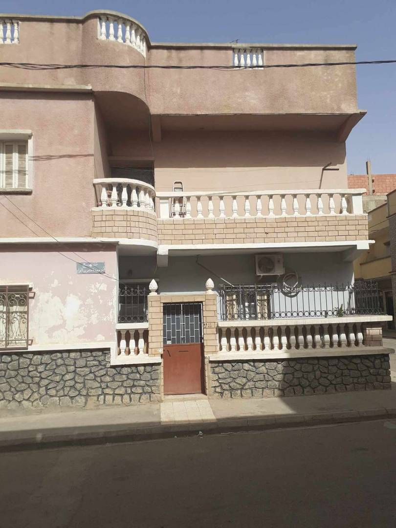 Vente villa a sidi bel abbes ville 