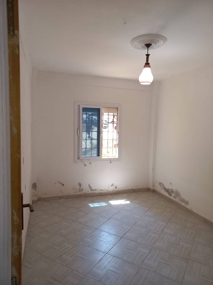 كراء اف 3 طابق ارضي  حي سبالة